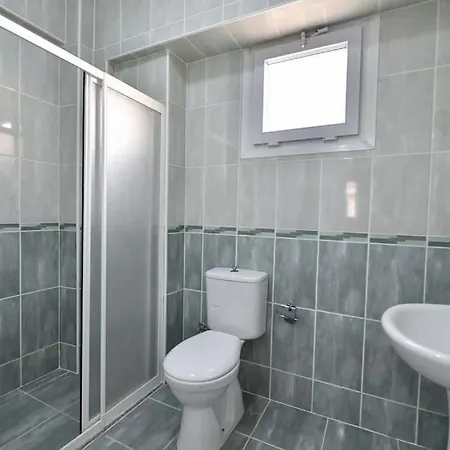 Villa Oeluedeniz'de 3+1 Muestakil